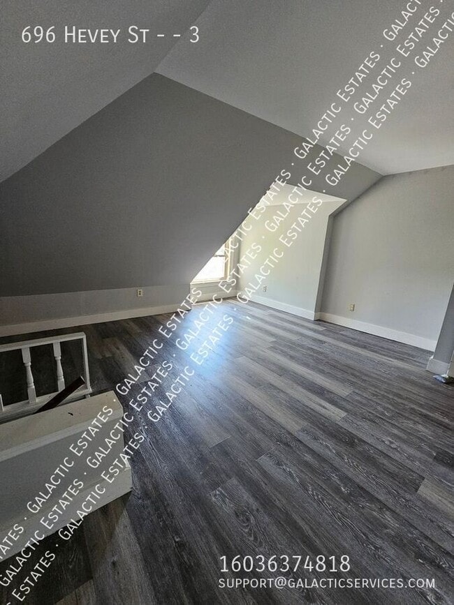Building Photo - 696 Hevey St