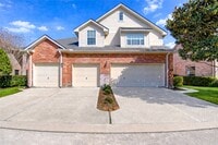 Building Photo - 1115 Enclave Square E