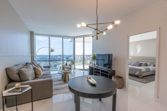 Building Photo - 851 NE 1st Ave