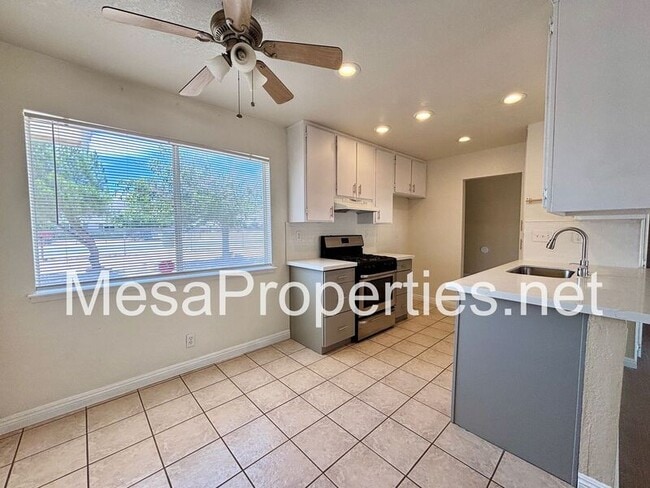 Building Photo - 21150 Nandina St