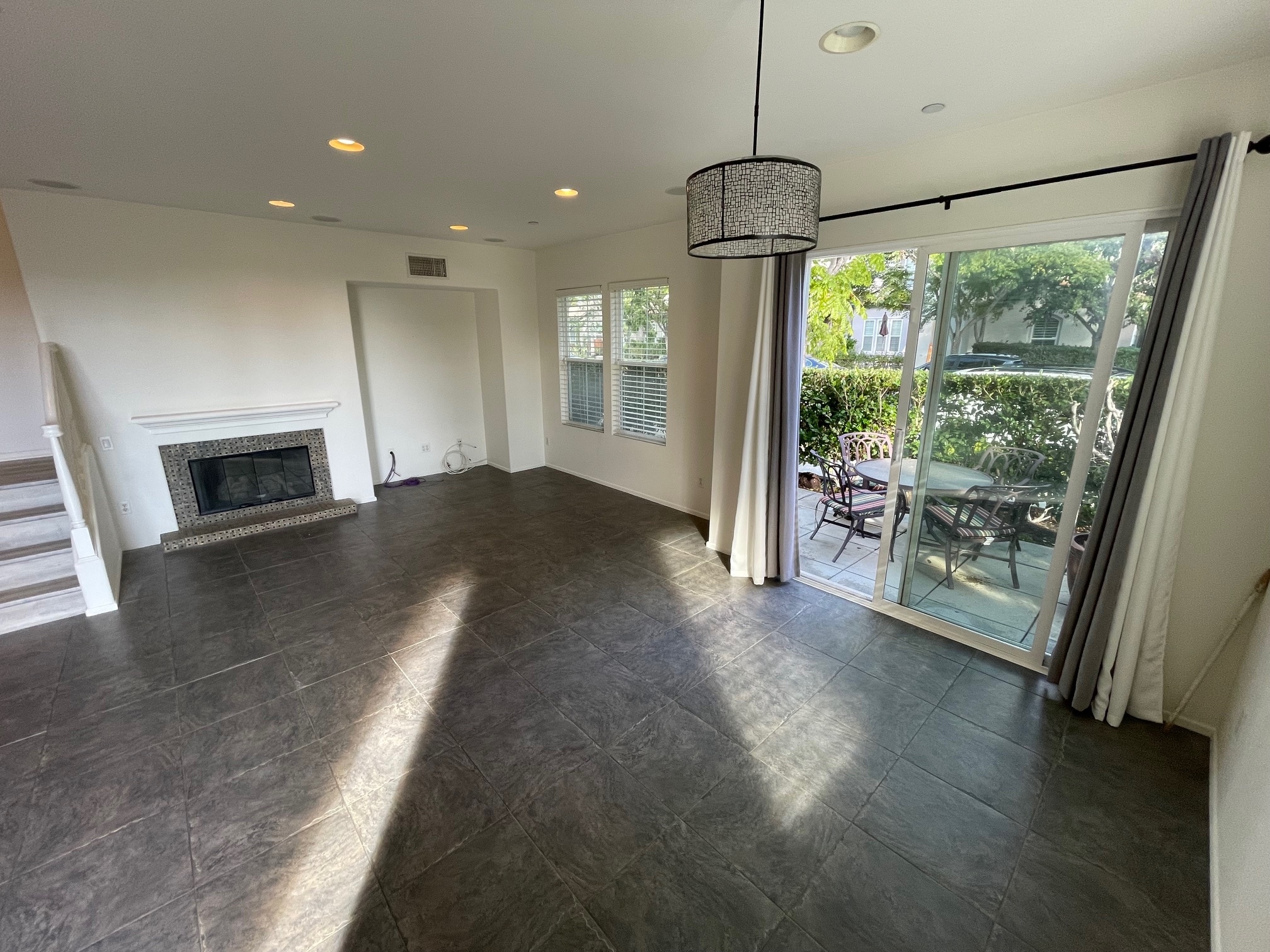 Building Photo - 3351 Via Trentino