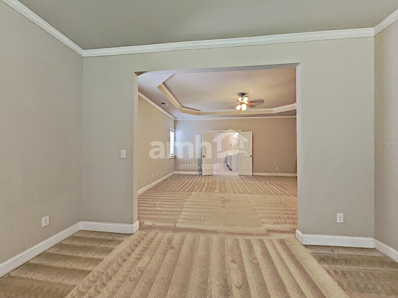 Building Photo - 3976 Woodoats Cir