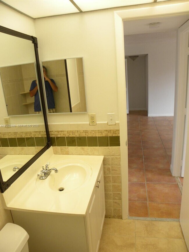 Building Photo - 8050 W McNab Rd