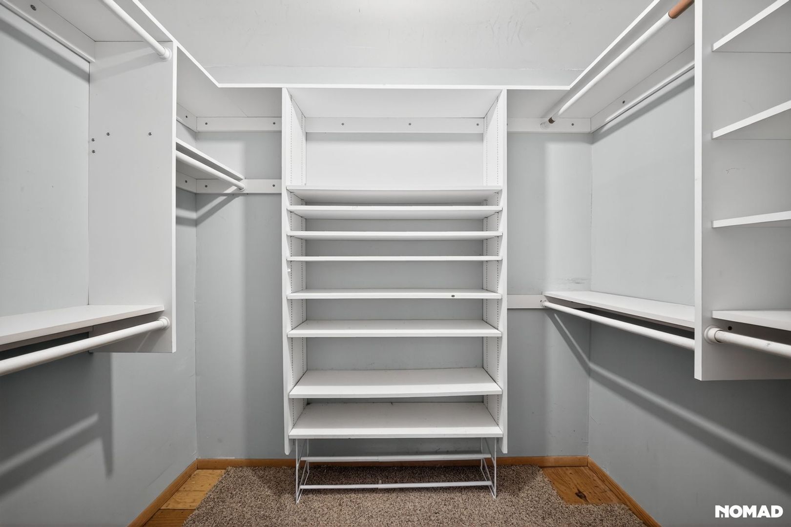 Building Photo - 15 Castle Ct