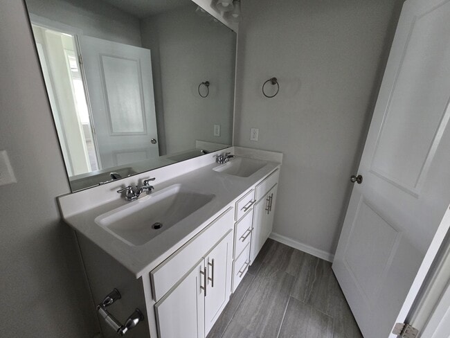 Building Photo - 6318 Arpeggio Pl