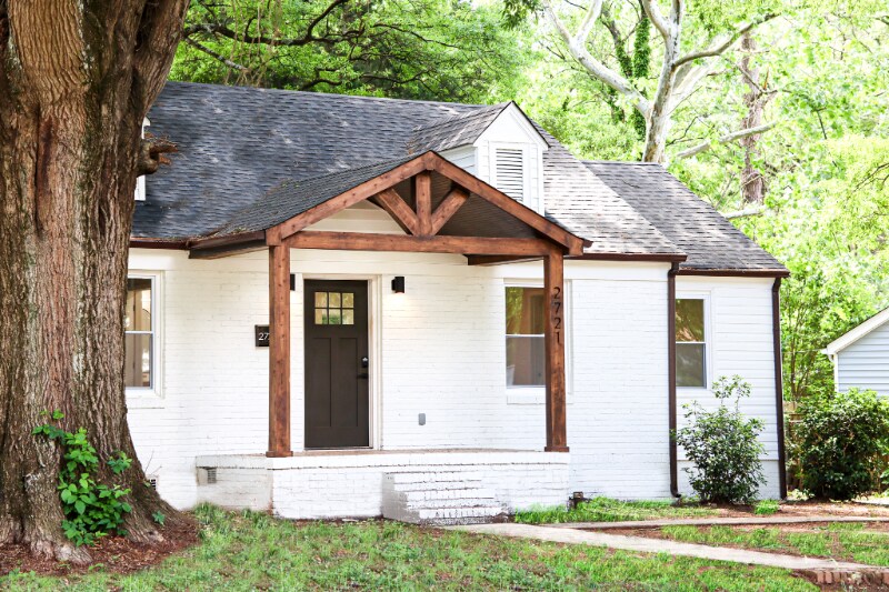 Primary Photo - 2721 Mayflower Rd