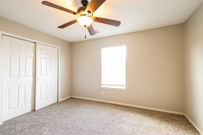 Building Photo - 18222 Noble Forest Dr