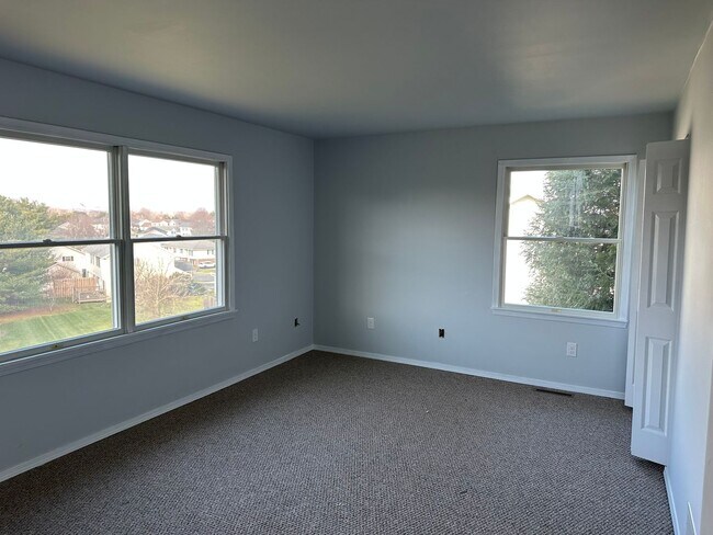 Building Photo - 3182-3184 Shellers Bend