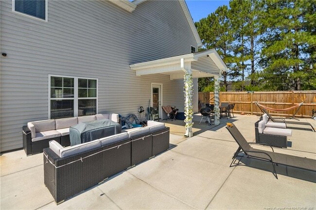 Building Photo - 163 Olan Dr