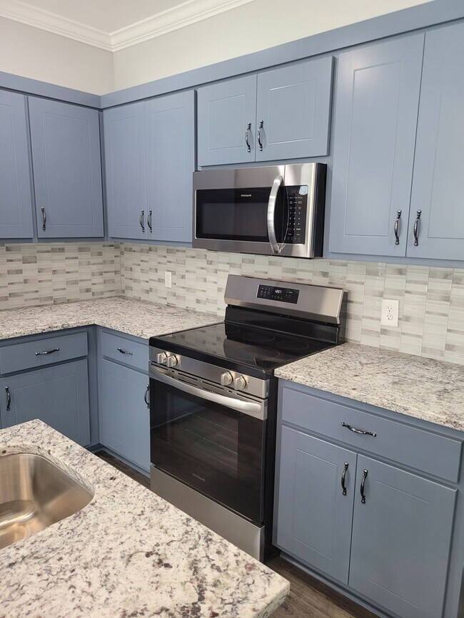 Building Photo - 506 Watauga Ave