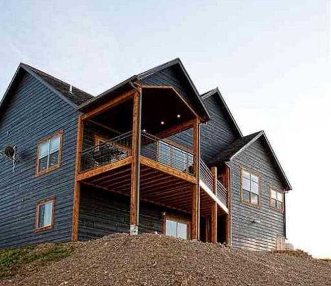 Building Photo - 4 Ridge View Ct
