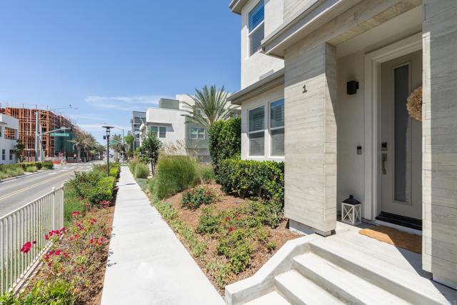 Building Photo - 2052 Quarter Loop