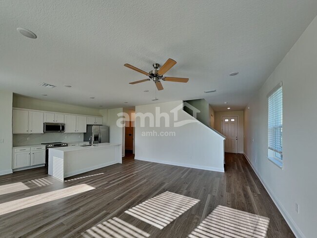 Building Photo - 5698 Dease Rd