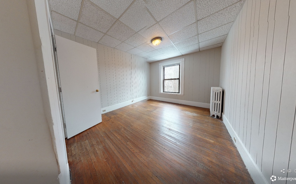 Building Photo - 105 Longwood Ave