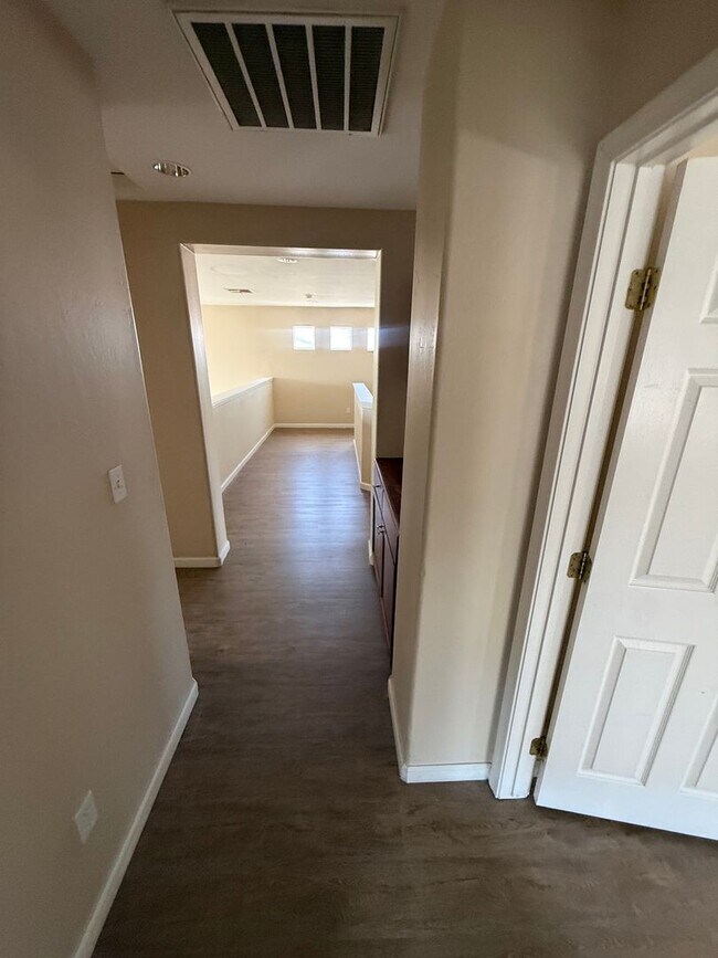 Building Photo - 11425 Mondego Dr