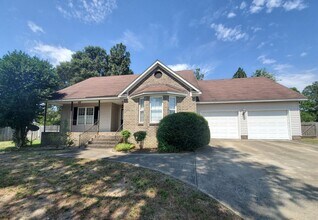 Building Photo - 426 Northview~ Sunset Ridge