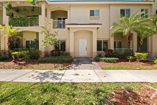Building Photo - Spacious 3-Bedroom Townhome with 2.5 Baths | 2,035 Sq. Ft. in Homestead