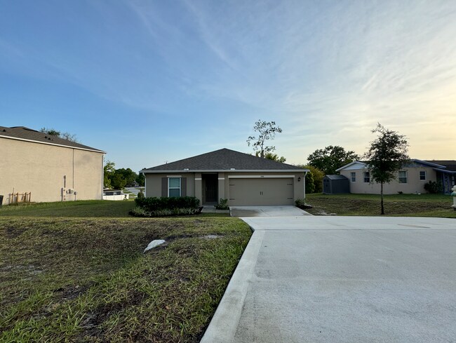 Building Photo - 1056 Gerona Ave