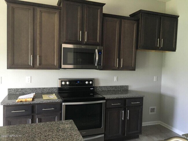 Building Photo - 313 Old Hickory Forest Rd