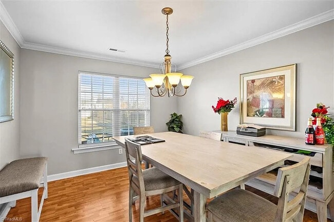 Building Photo - Lease OR Lease to Own