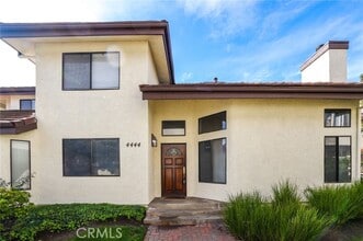 Building Photo - 4444 Spencer St