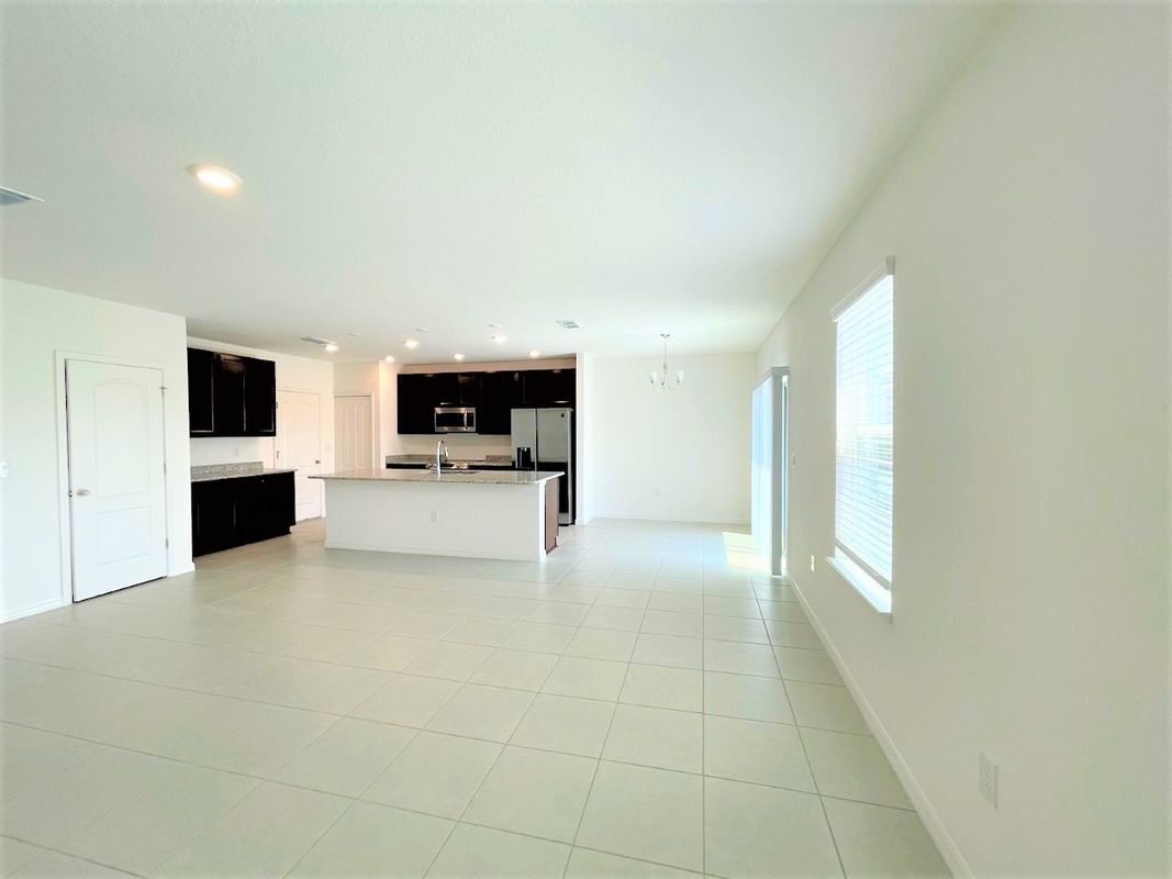 Building Photo - 4519 Birdsong Dr