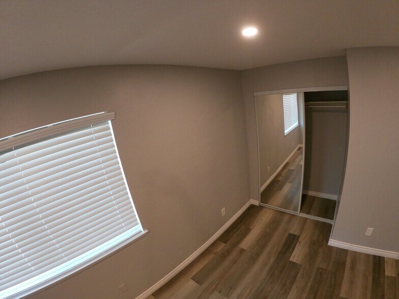 Guest Bedroom - 17350 Pinnell St