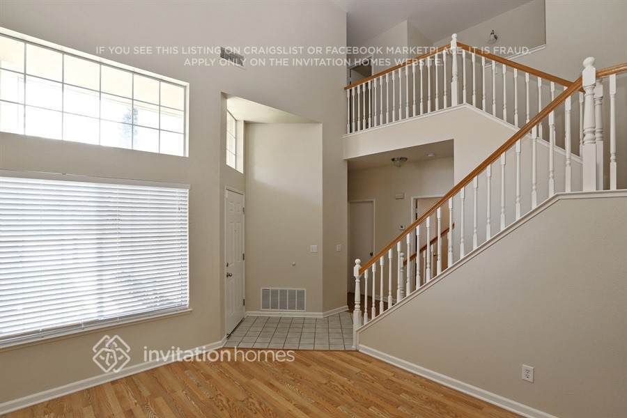 Building Photo - 5537 Blue Sapphire Way