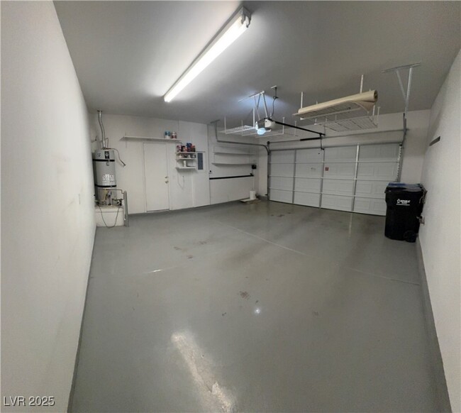 Building Photo - 5361 Candlespice Way