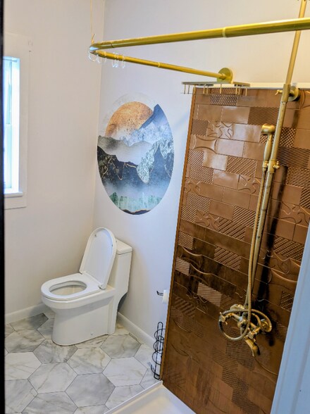 Building Photo - 2274 S Market St