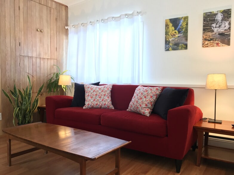 Building Photo - 983 Cayuga Heights Rd