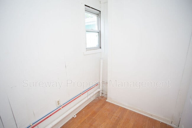 Building Photo - 200 Cooper St