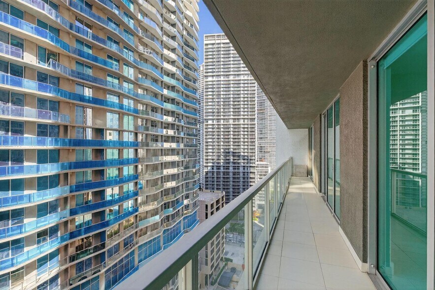 Building Photo - 55 SE 6th St