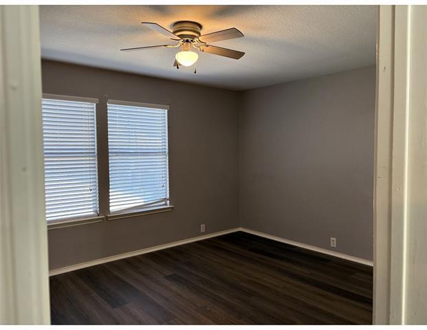 Building Photo - 9011 King Ranch Dr