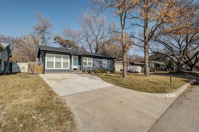 Building Photo - 312 Elm St