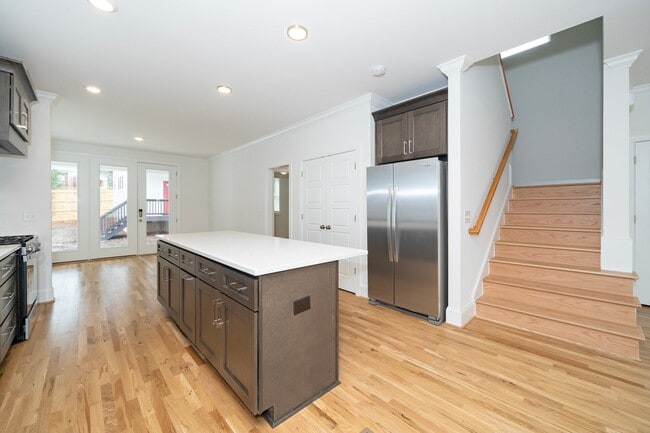 Building Photo - 136 Faircloth St