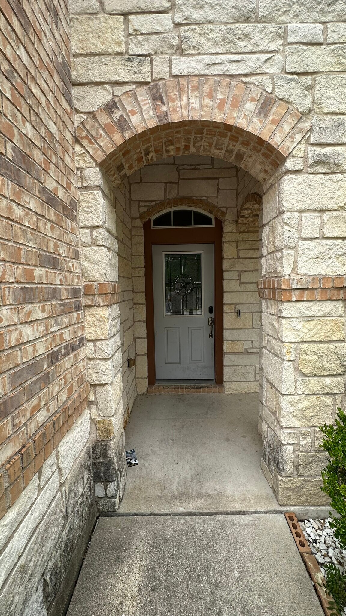 Building Photo - 2303 Scott Dr