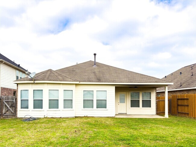 Building Photo - 9935 Blissfull Valley Ln