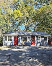 Building Photo - 14 Cedar Ln