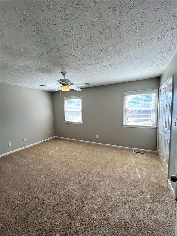 Building Photo - 585 Wedgewood Dr