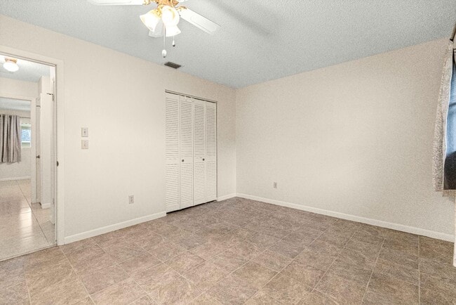 Building Photo - 8665 SW 94th St