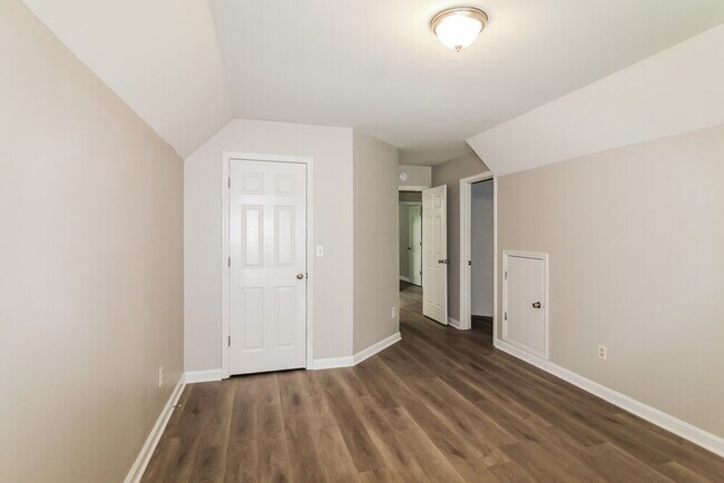 Building Photo - 1471 Ewing Farm Dr