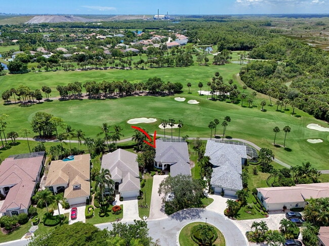 Building Photo - 6778 Oakmont Way