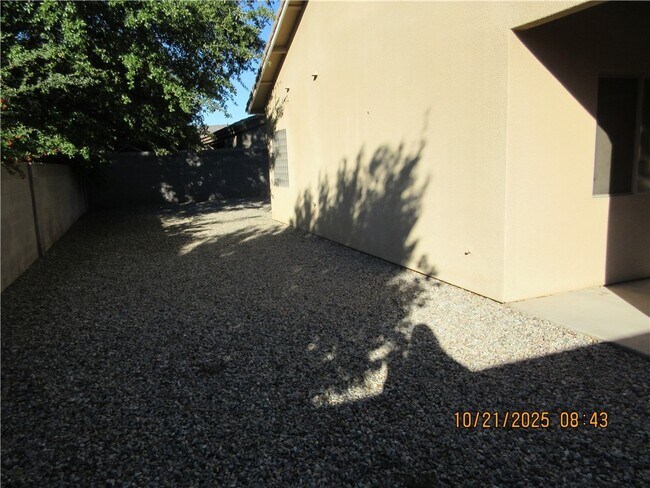 Building Photo - 2044 Rex Allen Dr