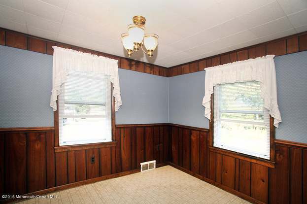 Building Photo - 948 Adelphia Rd