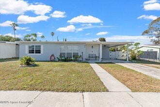 Building Photo - 948 Canada St NE