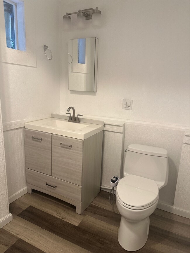 Building Photo - 707 Port St