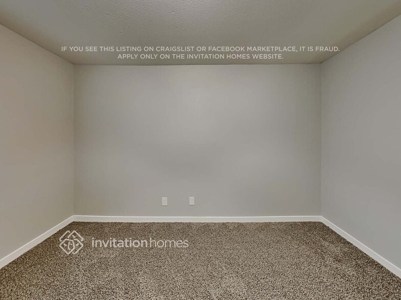Building Photo - 8209 Filifera Way