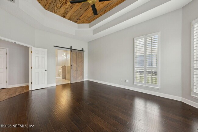 Building Photo - 1842 Paradise Moorings Blvd