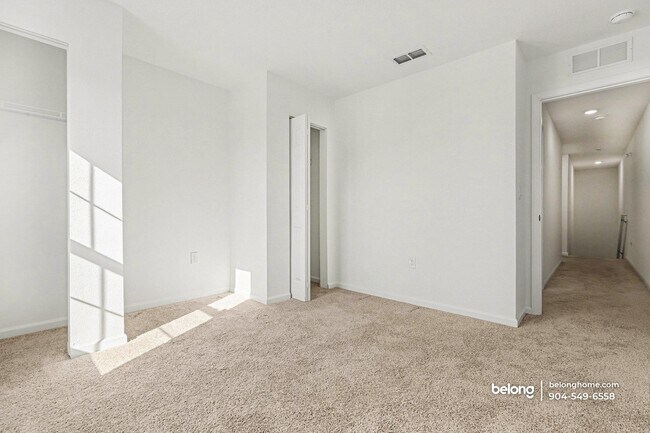 Building Photo - 9067 Gifford Dr